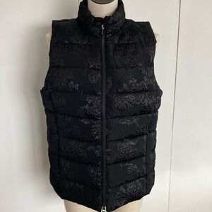 NEW W/TAG——Chico’s Black Brocade Designed Vest